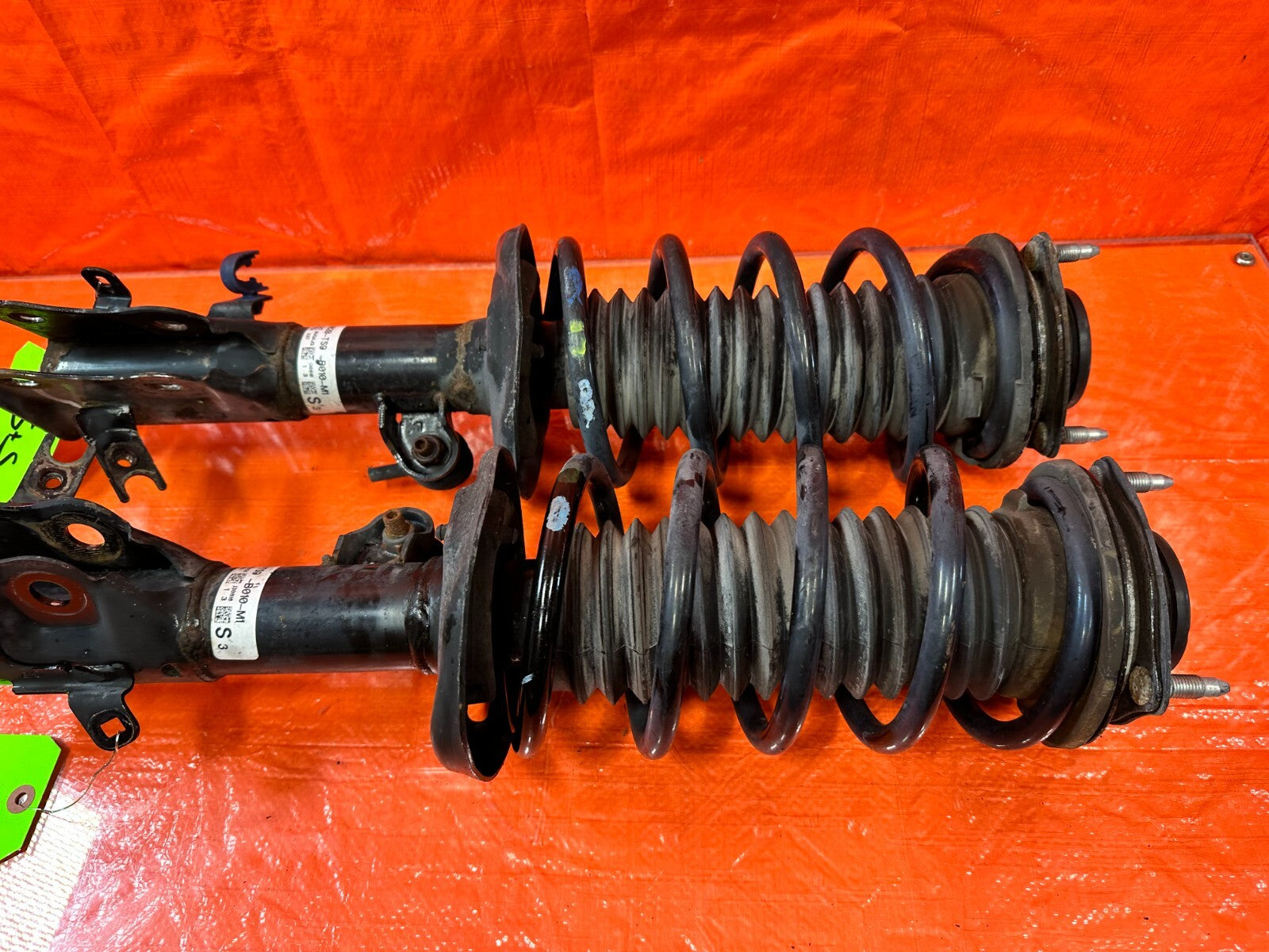 2013 13 HONDA CIVIC SI 2D COUPE   FRONT SHOCKS & SPRINGS LEFT AND RIGHT OEM #2698