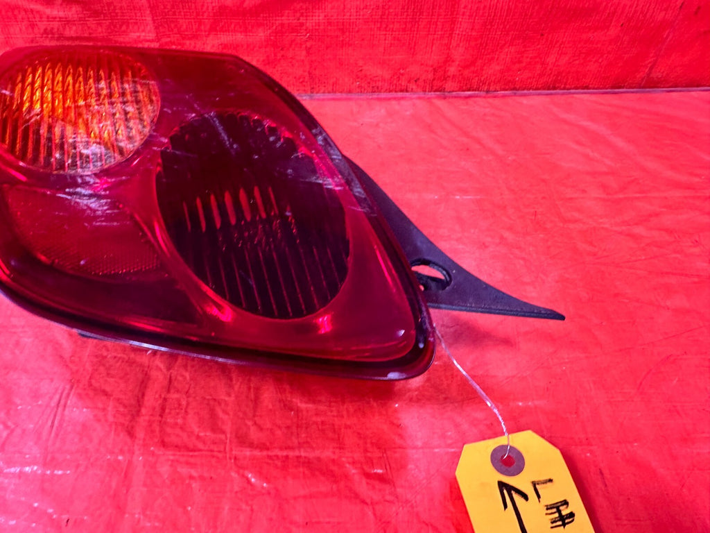 02 05 LEXUS SC430   DRIVER LEFT TAIL LIGHT TAIL LAMP   OEM FACTORY #2885