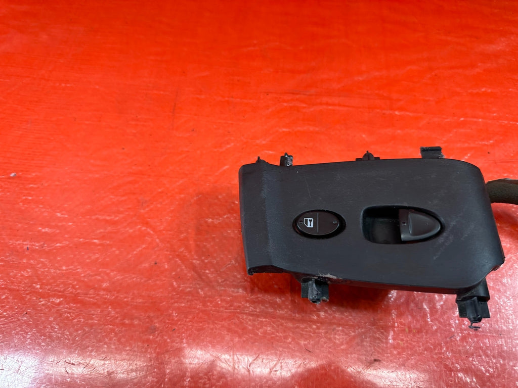 06 11 CIVIC 2D COUPE   WINDOW SWITCH   PASSENGER RIGHT SIDE   OEM FACTORY #1943