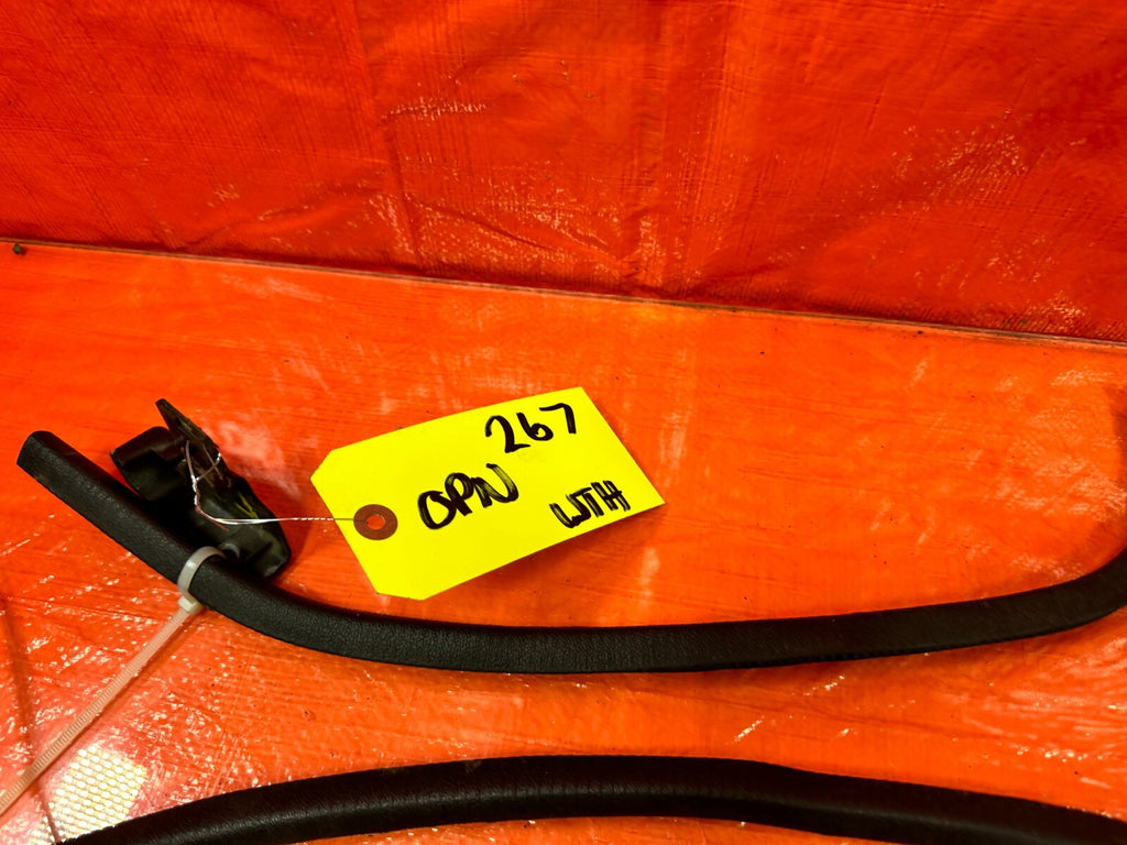 90 93 MAZDA MX 5 MIATA   CHASSIS TO DOOR OPEN TRIM WEATHER STRIP LEFT RIGHT #2677