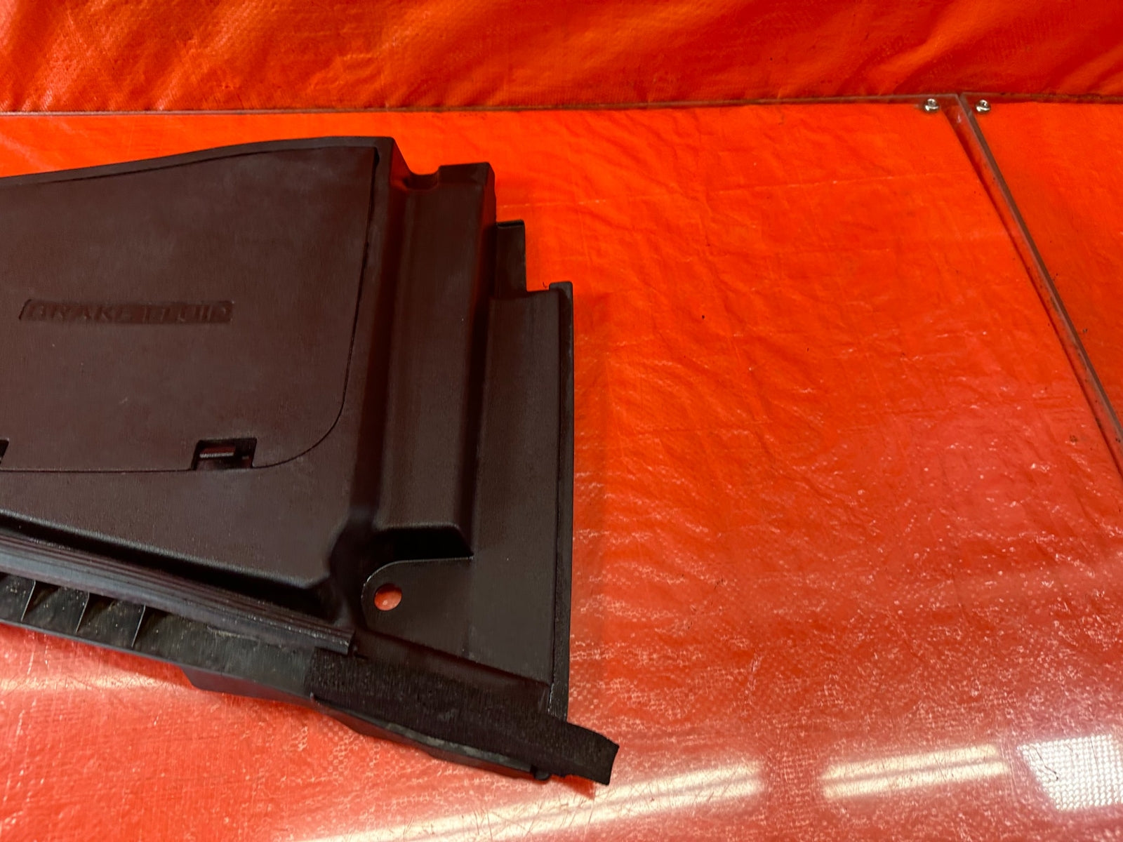 14 20 INFINITI Q50 Q60   BRAKE FLUID UNDER HOOD TRAY FRAME PLASTIC   OEM #2155
