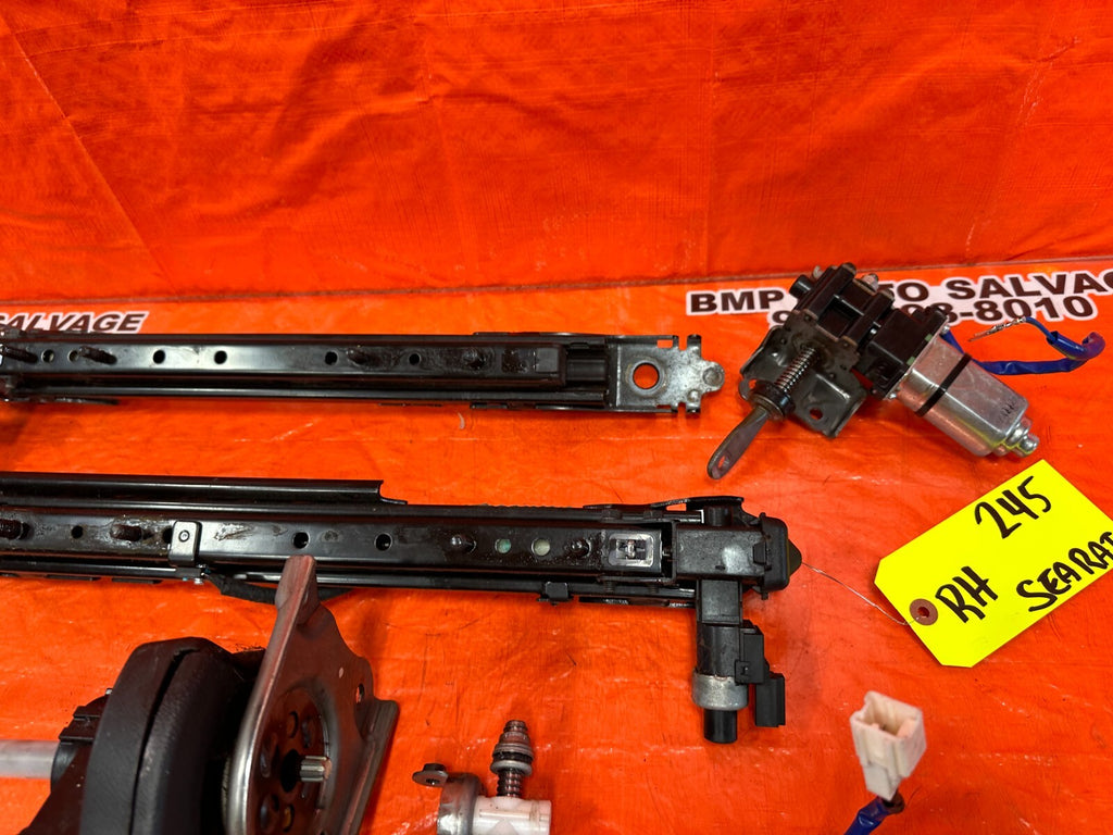 08 09 INFINITI G37 2D COUPE SPORT S   RIGHT SEAT RAILS W/ ALL MOTORS   OEM 2457
