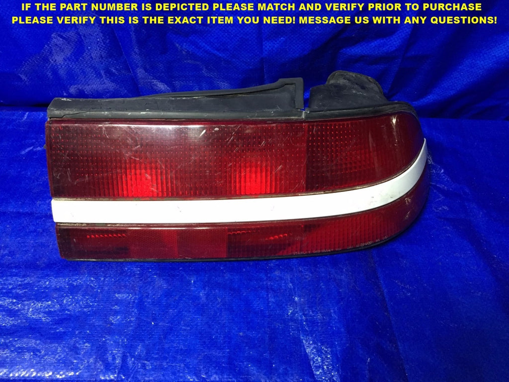 OEM 1990 1991 MITSUBISHI ECLIPSE PASSENGER RIGHT TAIL LIGHT WHITE 043 8554 0