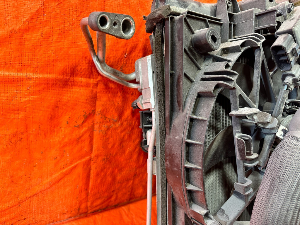 16 24 INFINITI Q50   3.0L   RADIATOR W/ FANS   OEM FACTORY OE #3LI15