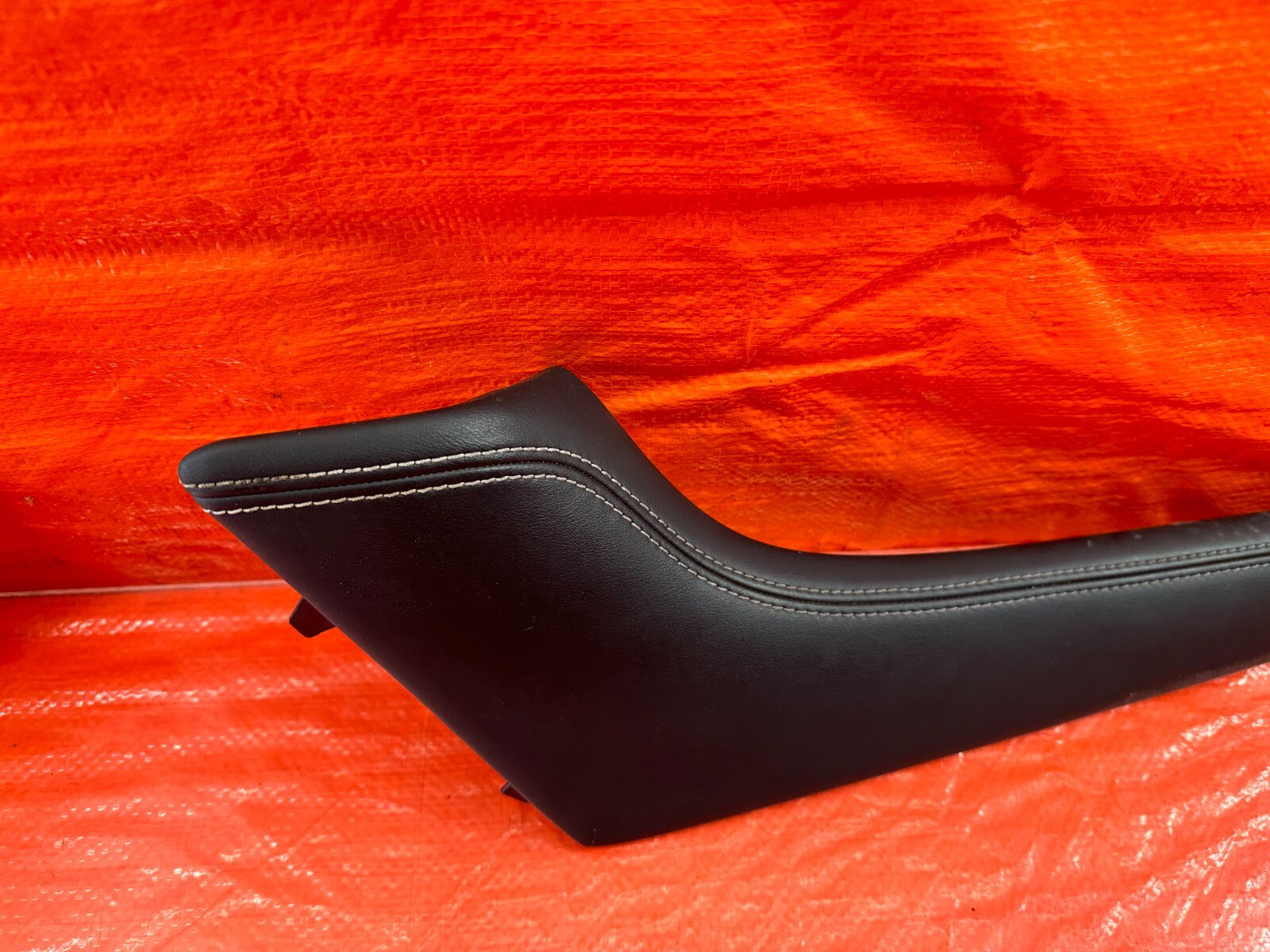 14 17 INFINITI Q50   ARM REST CENTER CONSOLE TRIM INSERT   LEFT SIDE   OEM #2224