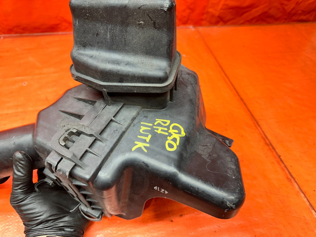 14-15 INFINITI Q50 4D 3.7L VQ37VHR RIGHT PASSENGER AIR INTAKE BOX TUBE OEM #Q5012