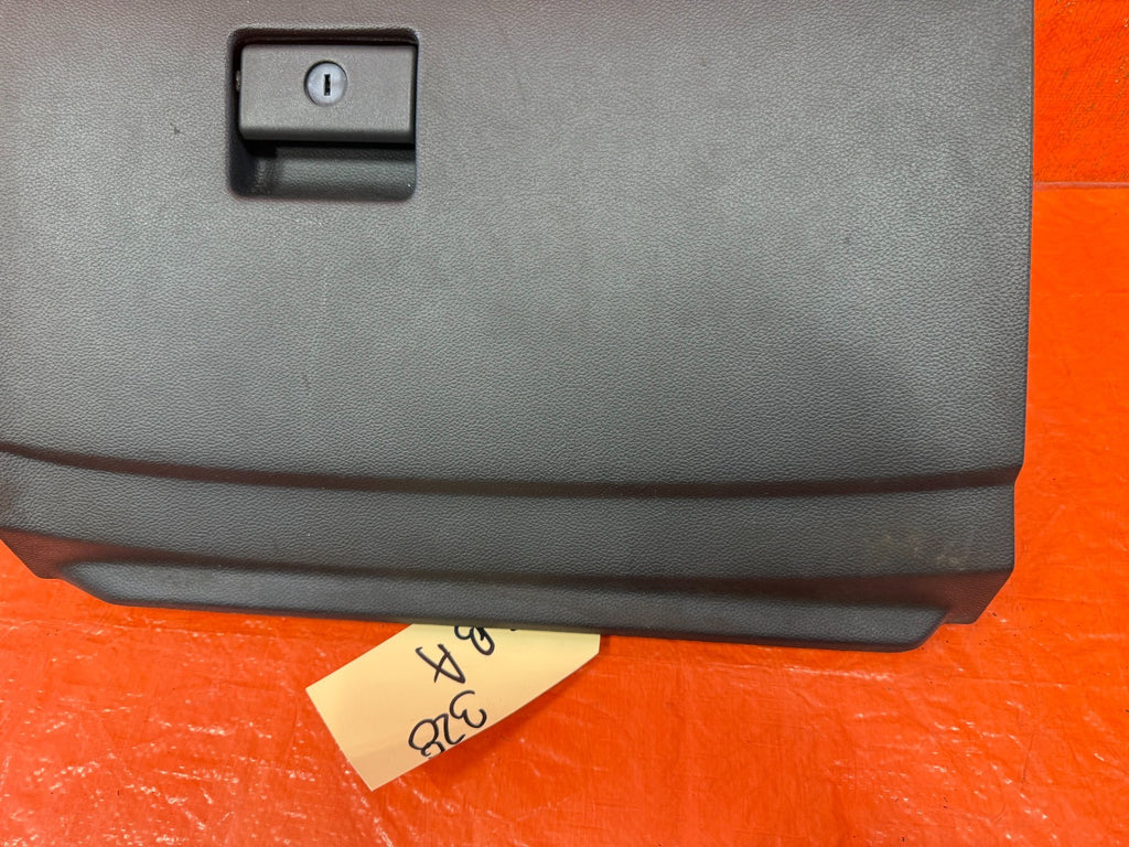 08 13 INFINITI G37 COUPE 2D   GLOVE BOX ASSEMBLY   BLACK COLOR   OEM 3283