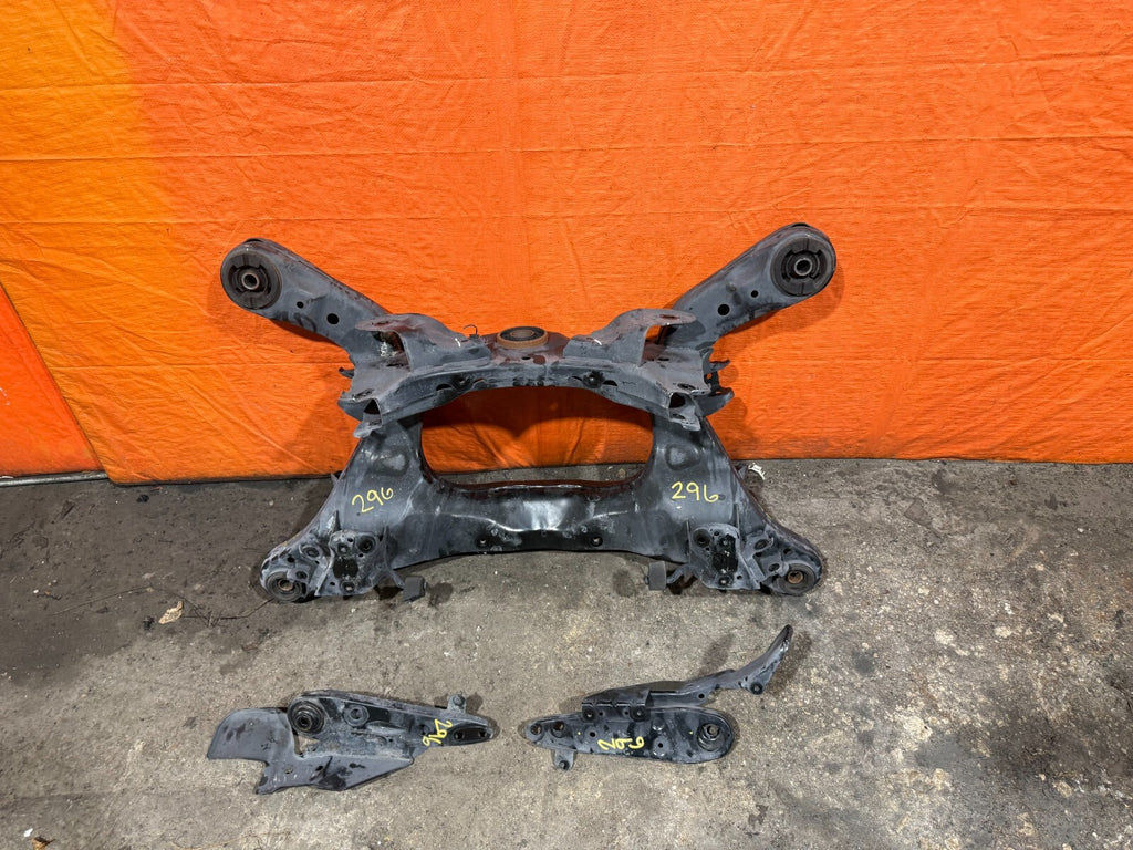 14 20 INFINITI Q50 & 16 20 Q60 REAR SUBFRAME CROSSMEMBER K FRAME W/ BRACKETS 29610