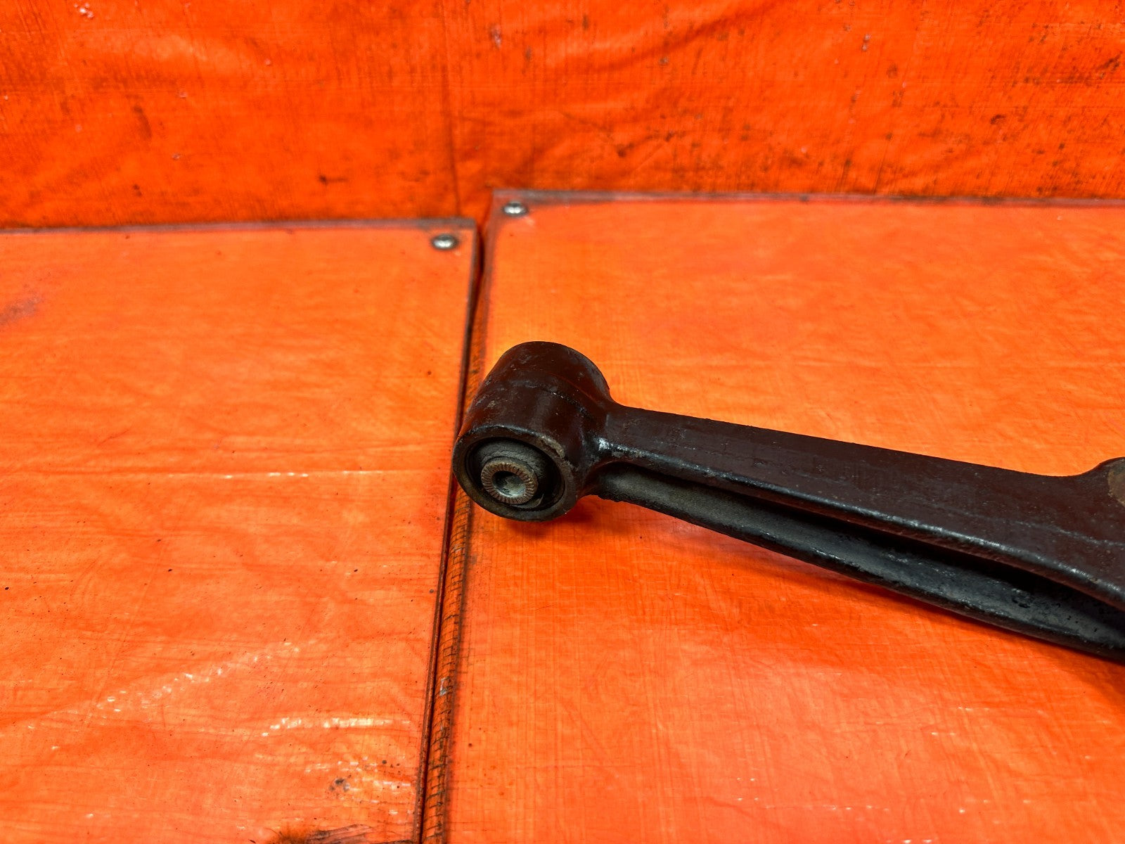 90 91 HONDA CIVIC HATCHBACK   DRIVER LEFT FRONT LOWER CONTROL ARM OEM #3253