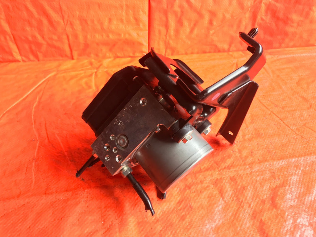 OEM LEXUS ABS MODULE PUMP ANTI LOCK BRAKE SYSTEM PART # 89541 534011