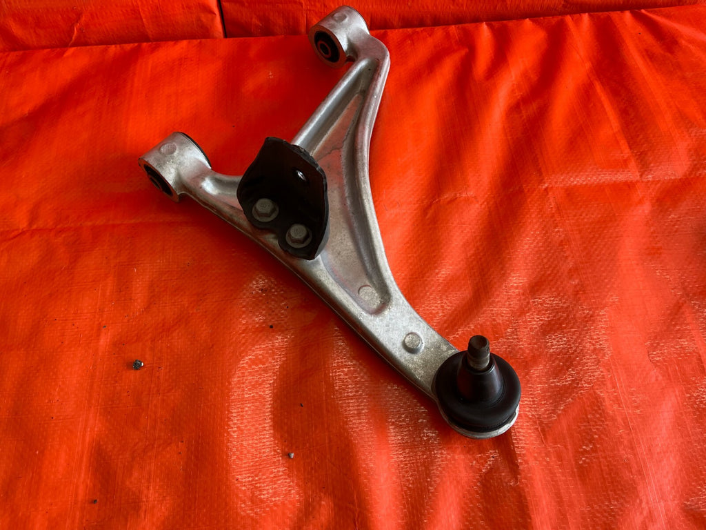 08 13 INFINITI   G37 2D COUPE   PASSENGER RIGHT REAR   UPPER CONTROL ARM   OEM8