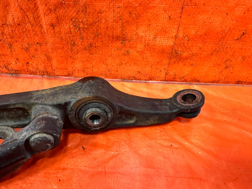 92 95 HONDA CIVIC   PASSENGER RIGHT FRONT LOWER CONTROL ARM   OEM #3276