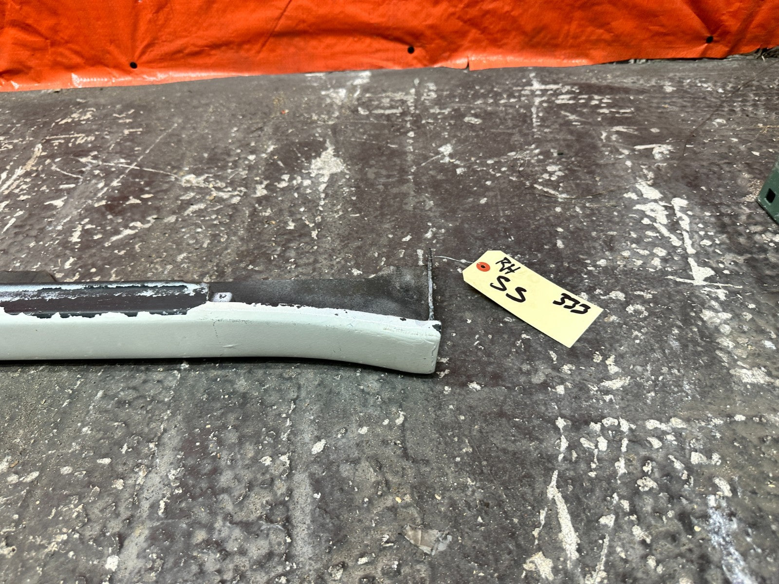 96 00 CIVIC SIDE SKIRT MODIFIED TO FIT 92 95 CIVIC COUPE RIGHT SIDE OEM #3334
