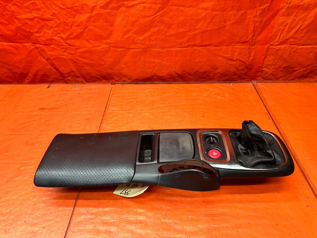 00 03 HONDA S2000 AP1 2.0L CENTER CONSOLE ARMREST SHIFTER TRIM BEZEL BLACK #33713