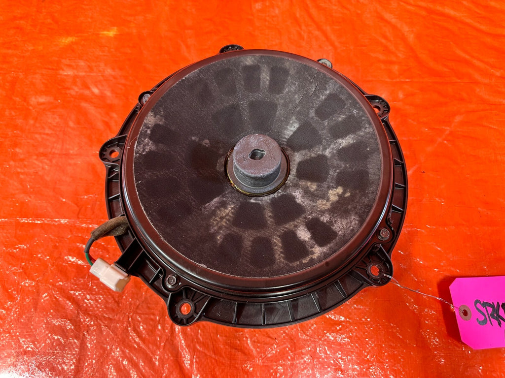 08 15 INFINITI G37 COUPE & CONVERTIBLE   LEFT FRONT   BOSE SPEAKER   OEM 2780