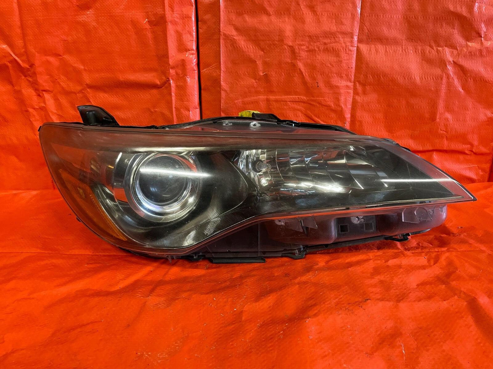 2015 2016 2017 TOYOTA CAMRY   PASSENGER RIGHT   HEADLIGHT HEADLAMP OEM FACTORY1