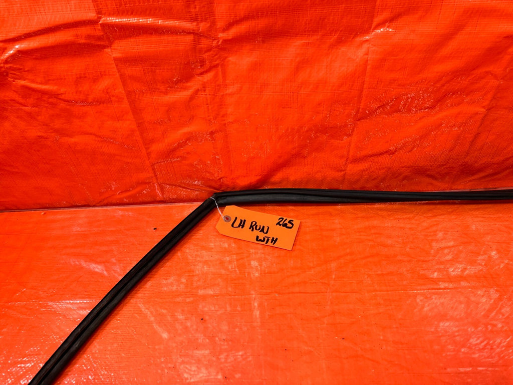 12 15 HONDA CIVIC SI 2D COUPE DRIVER LEFT FRONT WINDOW GLASS RUN CHANNEL OEM 2658