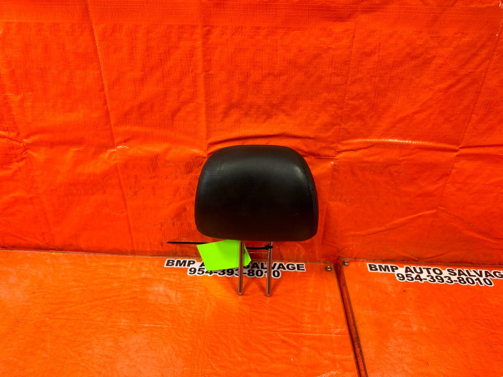 97 01 HONDA PRELUDE   BLACK LEATHER WRAP FRONT SEAT HEAD REST   OEM FACTORY #2524