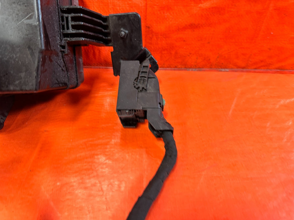 2013 13  HYUNDAI GENESIS COUPE R SPED ENGINE BAY UNDER THE HOOD HARNESS FUSE BOX3