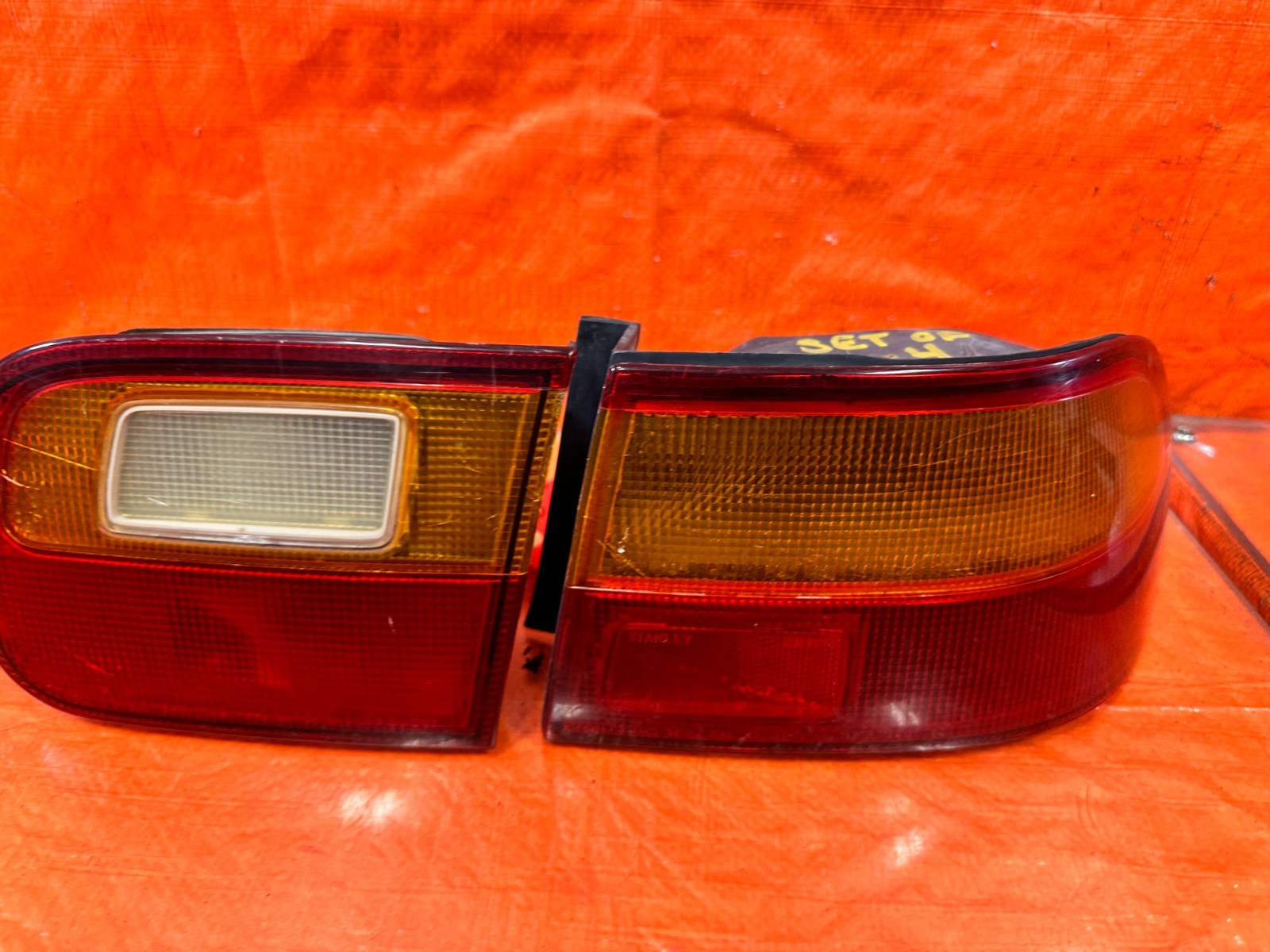 92 95 HONDA CIVIC   2D COUPE   RIGHT   INNER AND OUTER TAIL LIGHT LAMP   OEM 3274