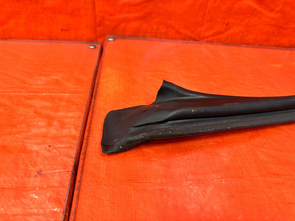 13 16 SCION FRS RIGHT WINDOW GLASS RUN CHANNEL UPPER WEATHER STRIP OEM 2938