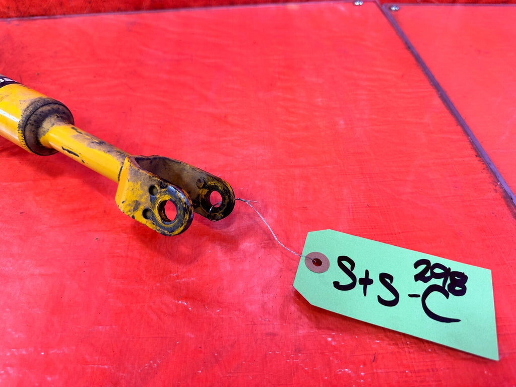 03 07 INFINITI G35 COUPE   W/ BREMBO MODEL   DRIVER LEFT FRONT SHOCK ABSORBER 981