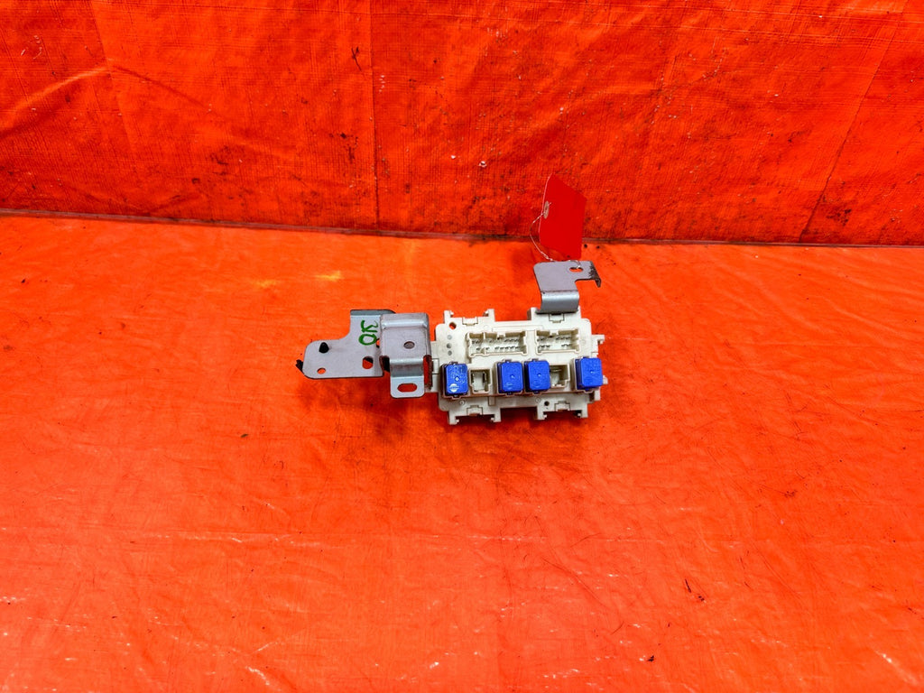 INFINITI G37 COUPE & CONVERTIBLE INTERIOR CABIN UNDER DASH FUSE BOX PANEL 3102