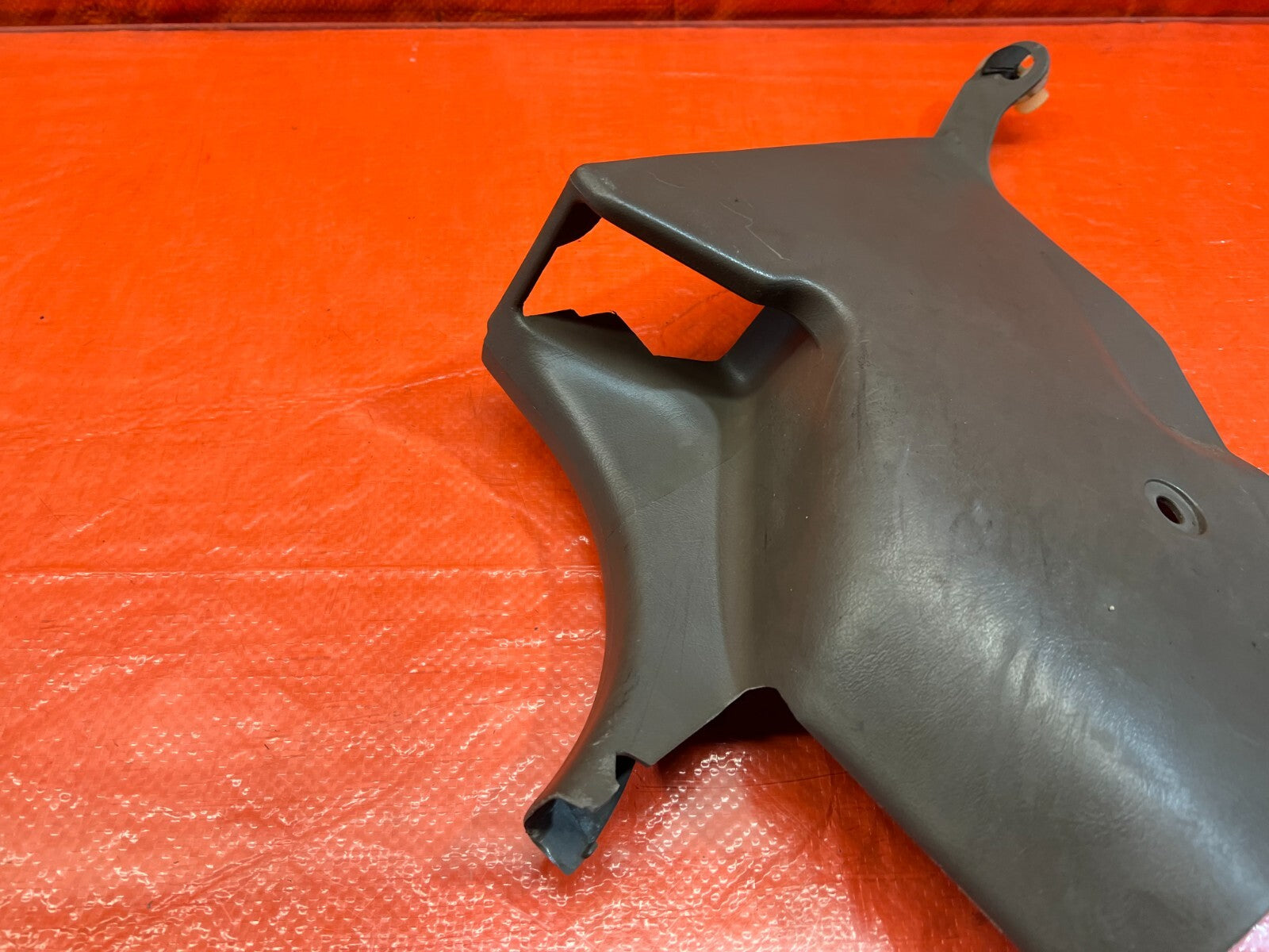 94 01 ACURA INTEGRA   KICK PANEL   DRIVER LEFT SIDE   TAN COLOR   OEM #1597