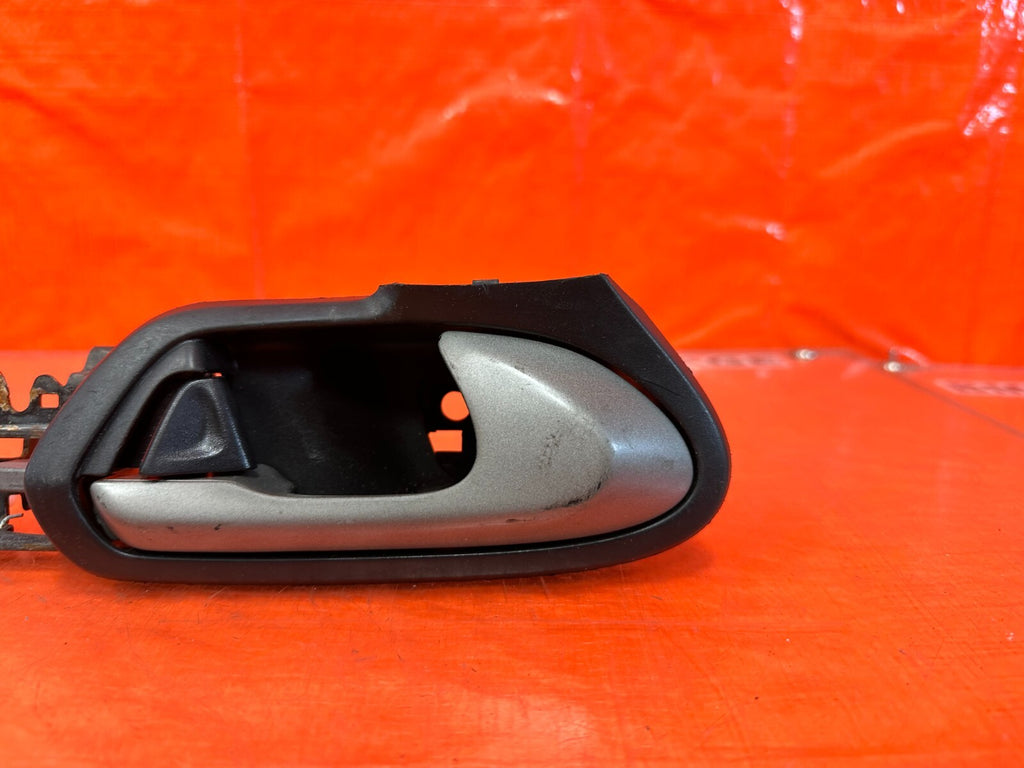 06 11 HONDA CIVIC SI COUPE PASSENGER RIGHT FRONT INTERIOR DOOR LOCK HANDLE OEM 6