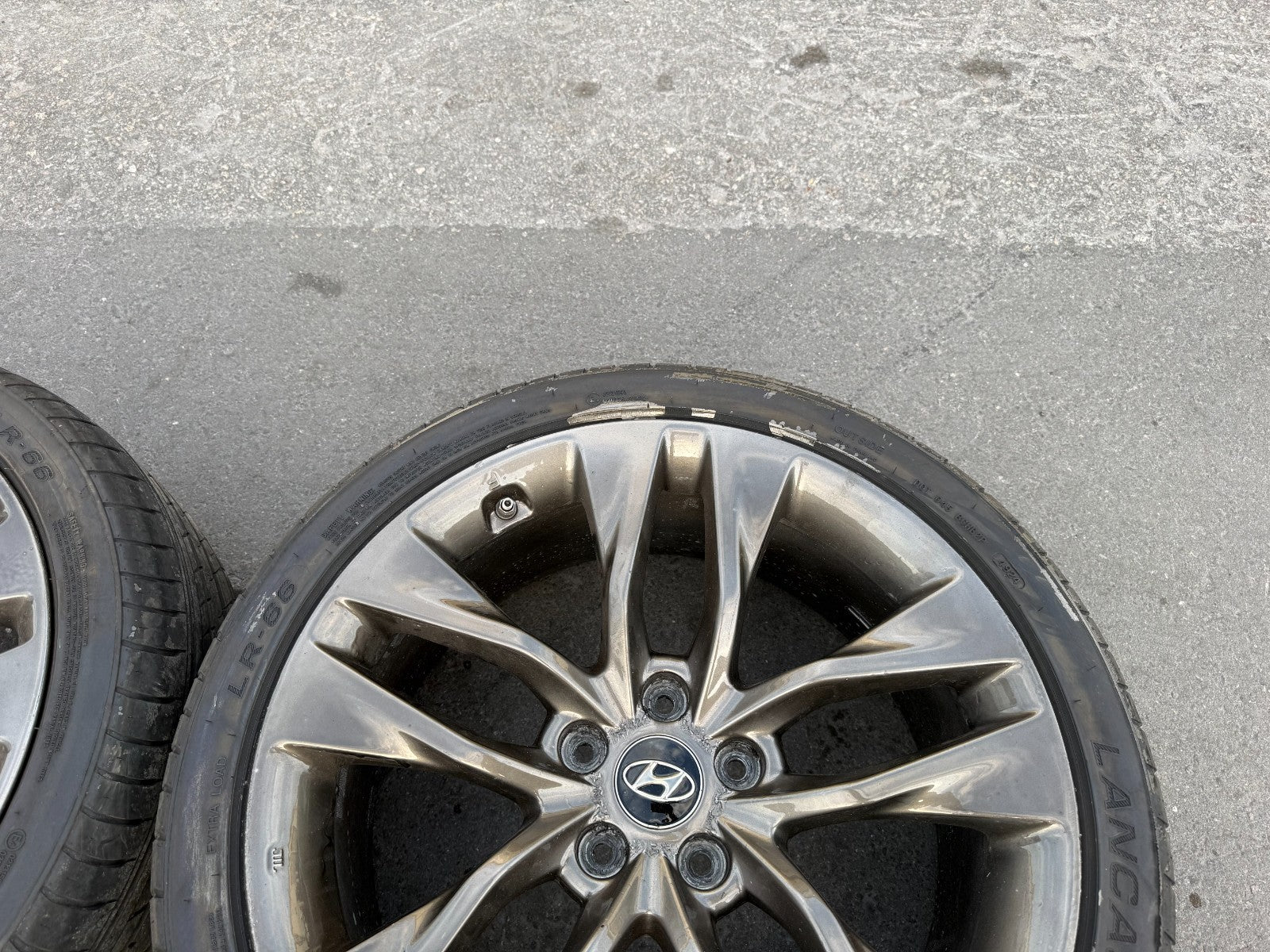 13 16 HYUNDAI GENESIS COUPE   19 INCH R SPEC WHEELS W TIRES   FRONT REAR OEM 29913