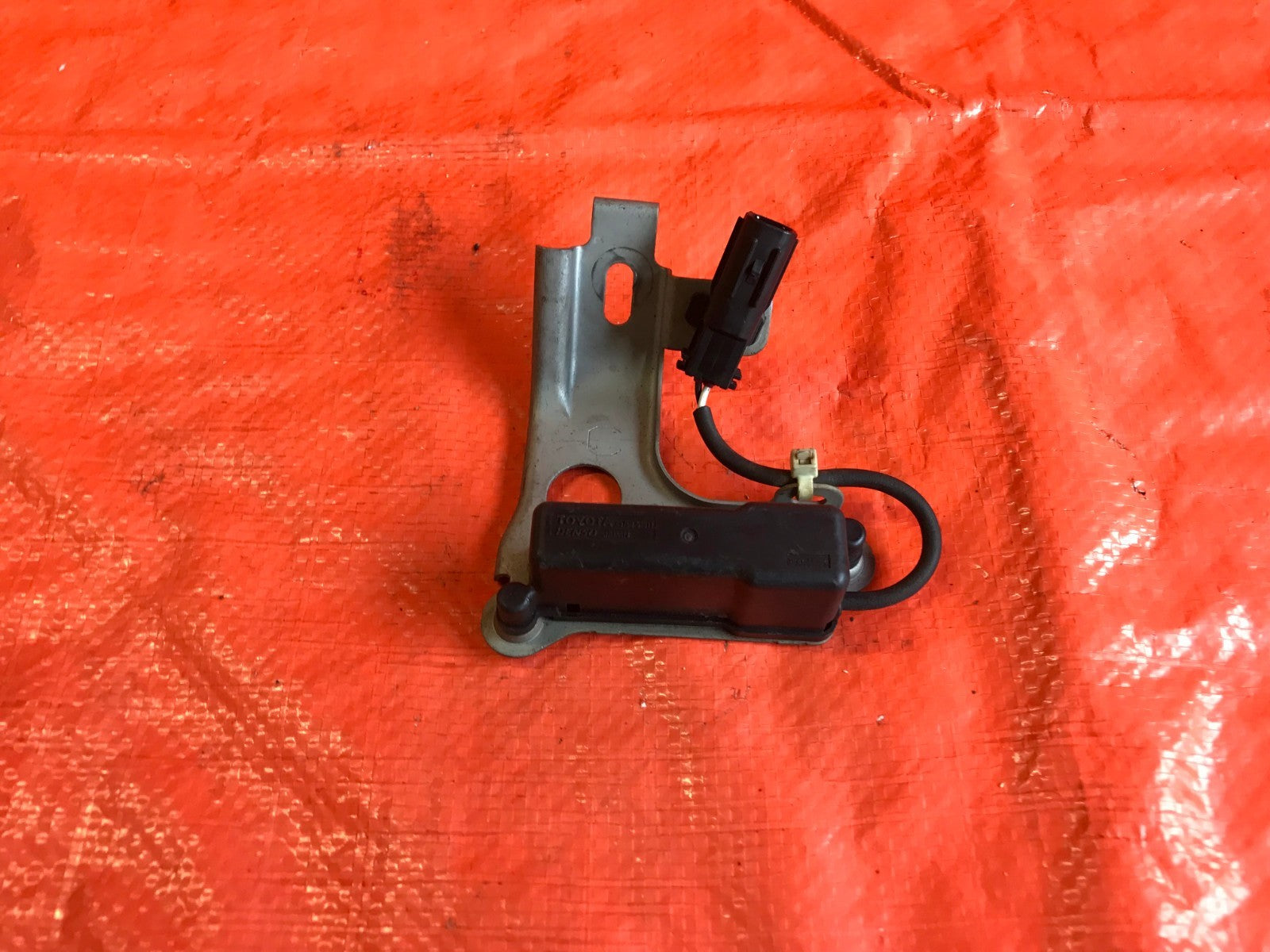 OEM 2014 2015 14 15 LEXUS I250 IS350 TIRE PRESSURE TRANSMITTER   8976B 530110