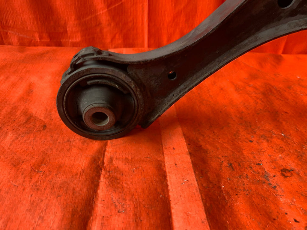 OEM 2008 HONDA CIVIC SI SEDAN   DRIVER LEFT FRONT LOWER CONTROL ARM GOOD BUSHING9