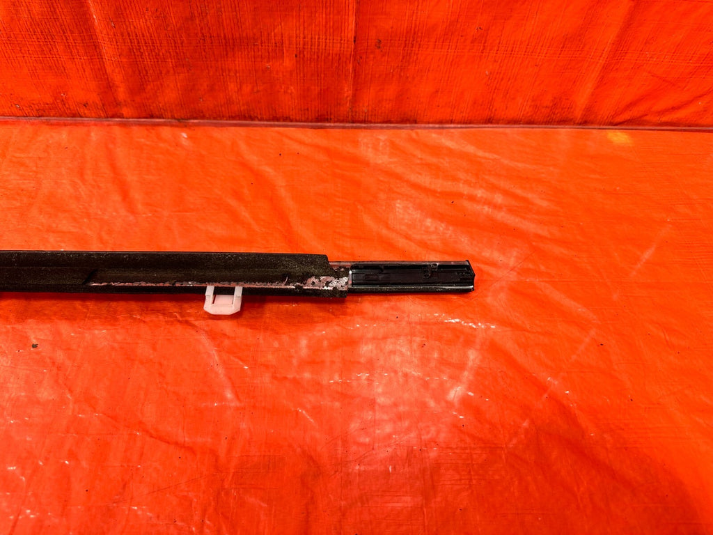 09 14 ACURA TSX   LEFT REAR EXTERIOR WINDOW GLASS TRIM BELT MOLDING   OEM #2795