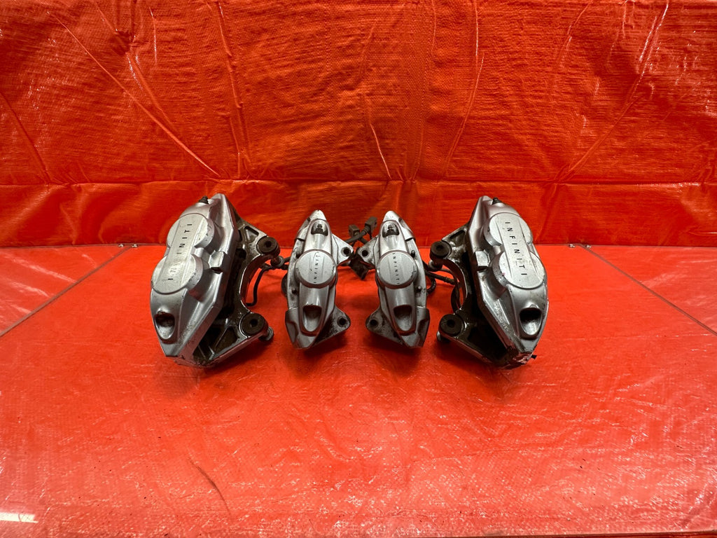 08 15 INFINITI G37 & Q60 SPORT   AKEBONO   BRAKE CALIPERS LEFT & RIGHT   OEM 19015