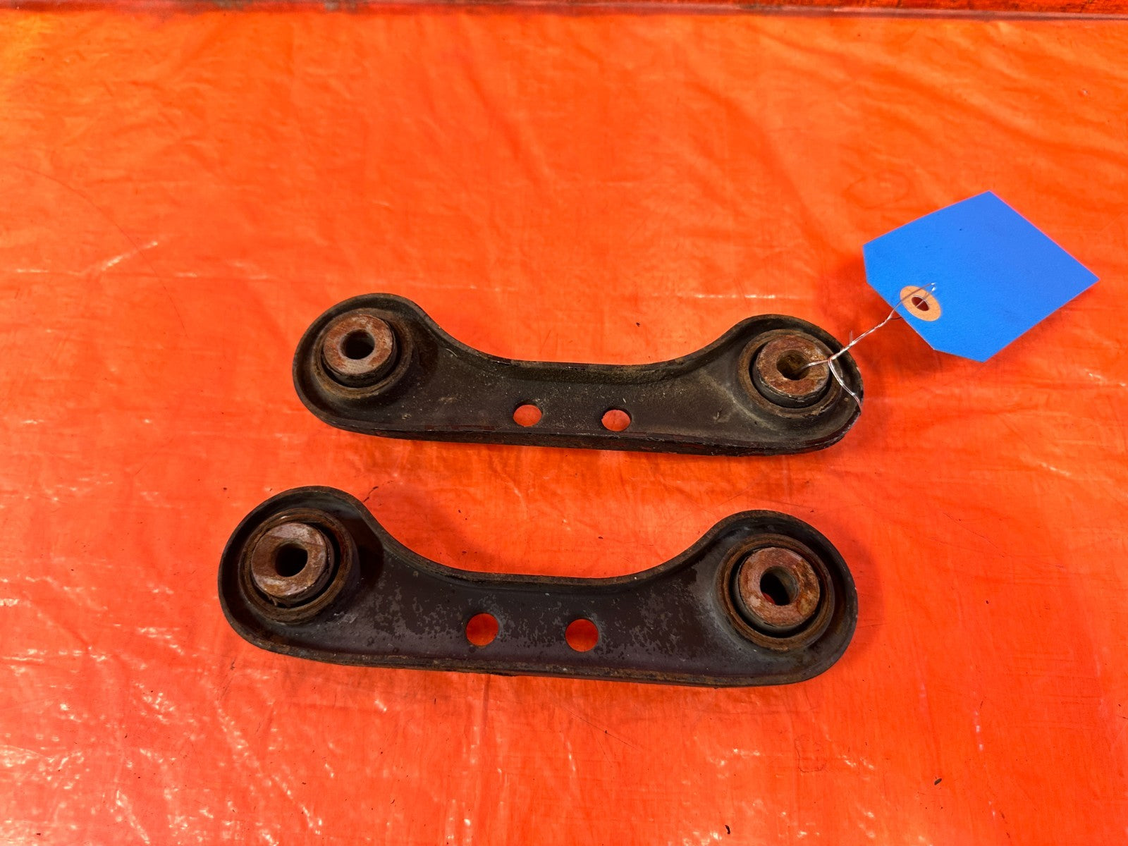 92 95 HONDA CIVIC   REAR COMPENSATOR ARMS   OEM FACOTRY OE #3273