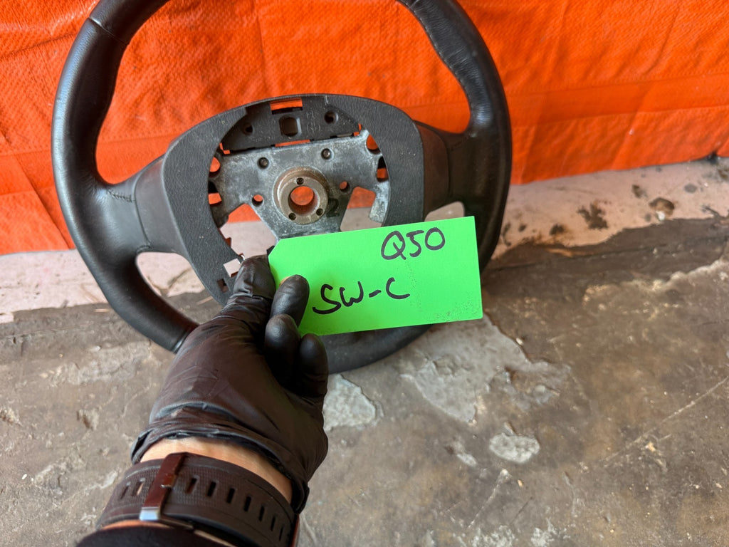 14 15 INFINITI Q50   STEERING WHEEL W/O SWITCHES   COMPLETE   OEM13