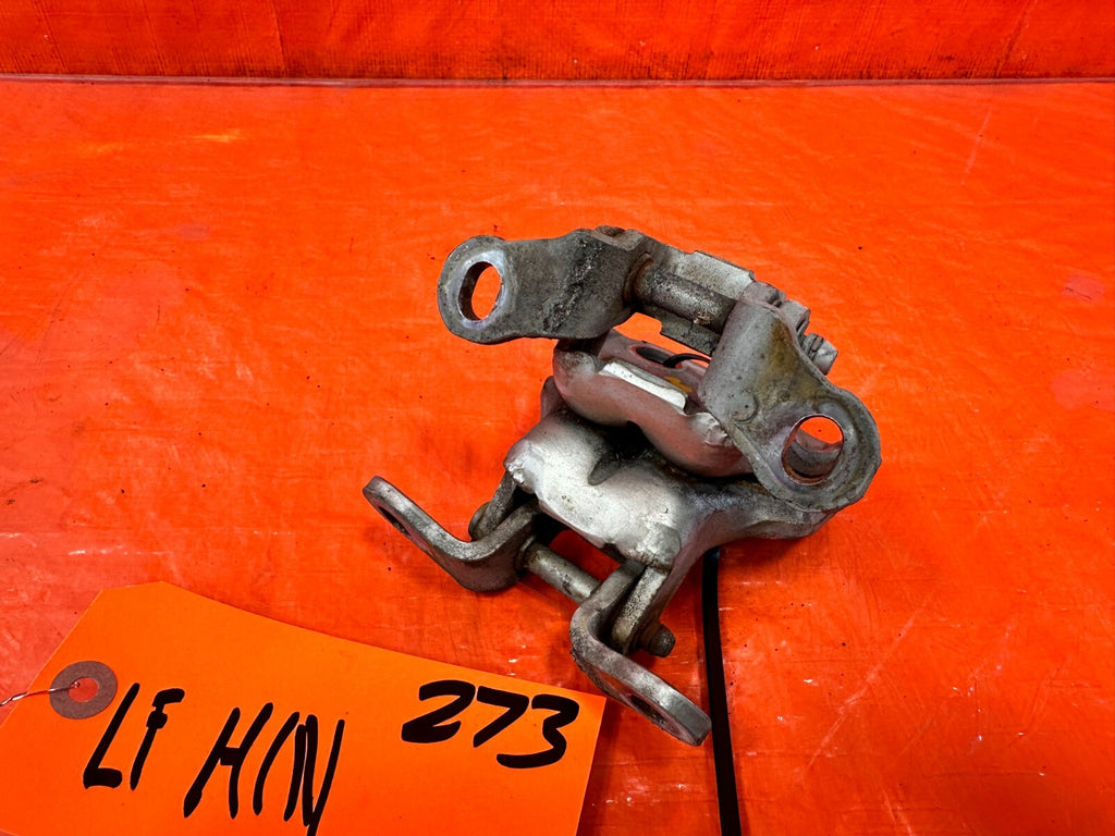 92 01 HONDA PRELUDE   DOOR HINGE SET   UPPER & LOWER   LEFT SIDE   OEM #2736