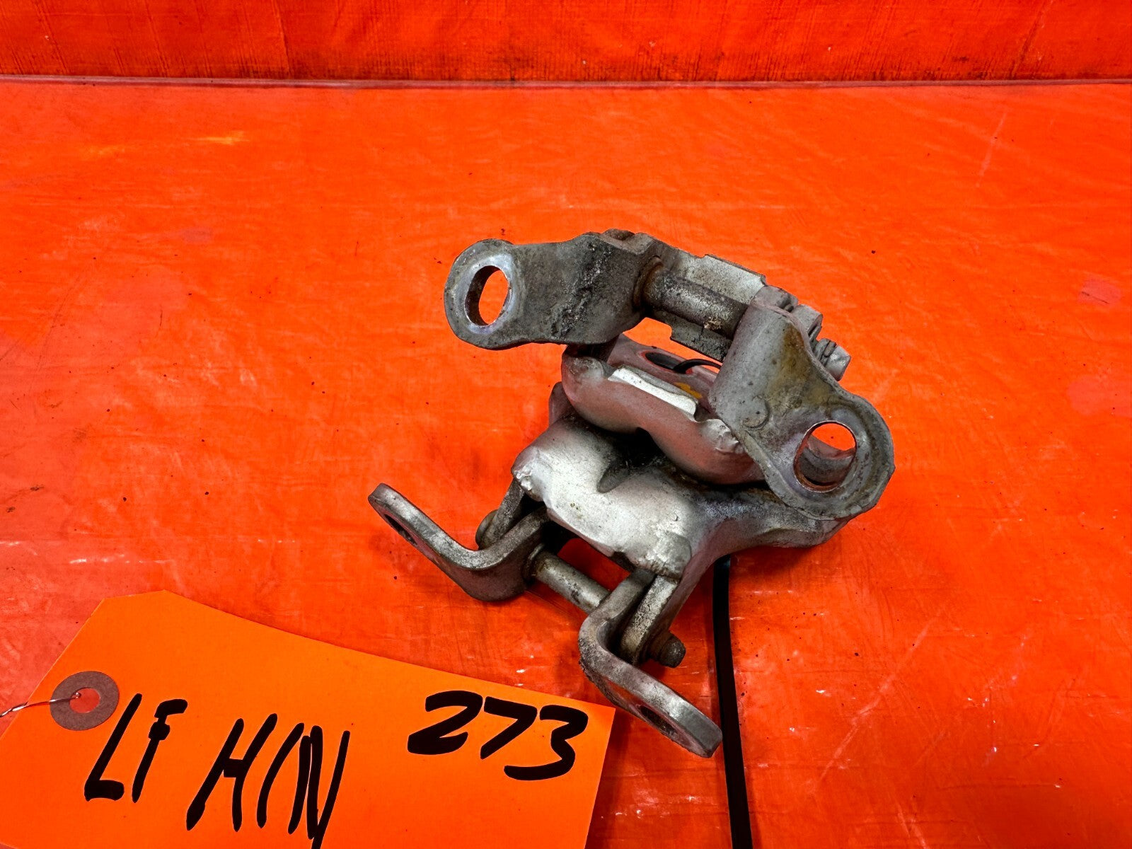 92 01 HONDA PRELUDE   DOOR HINGE SET   UPPER & LOWER   LEFT SIDE   OEM #2736