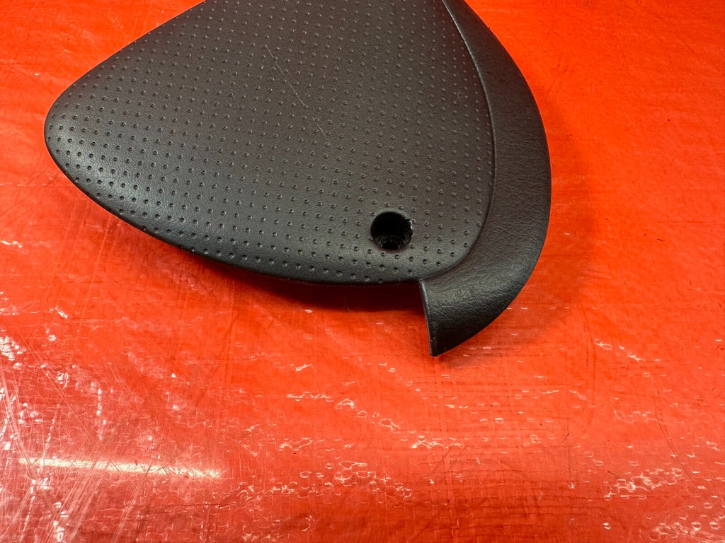 00 09 HONDA S2000   RIGHT LOWER KNEE TRIM PLASTIC PANEL   OEM #1985