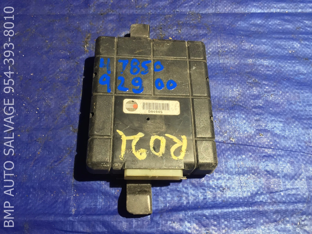 OEM 1990 NISSAN PATHFINDER ABS MODULE COMPUTER CONTROL 47850 92G00 #1112 #DY670