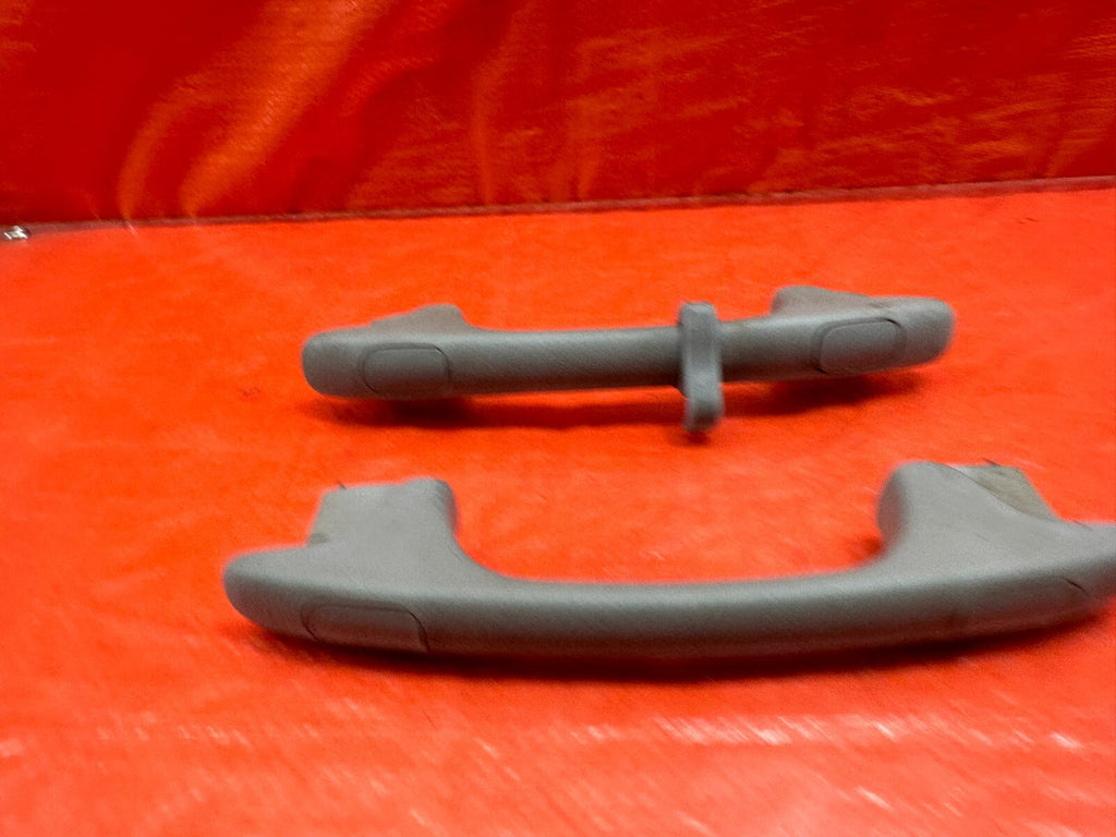 02 05 HONDA CIVIC SI EP3 HATCHBACK   INTERIOR GRAB HANDLE SET LEFT RIGHT OEM 1876