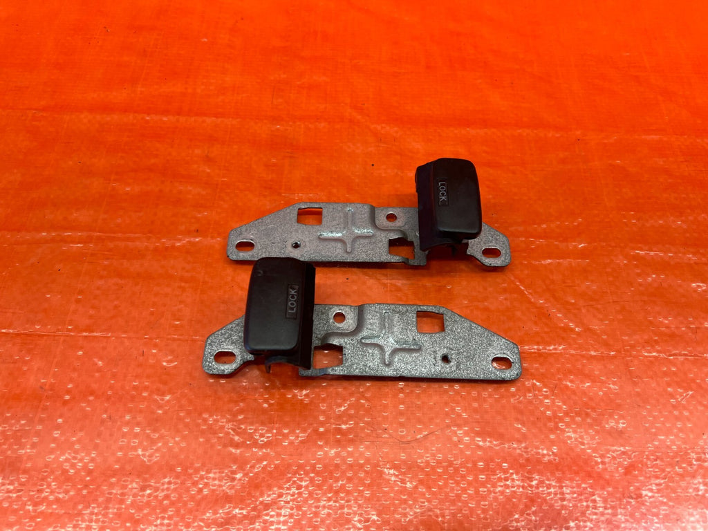 97 01 HONDA PRELUDE   INTERIOR DOOR LOCK KNOB SET LEFT RIGHT KNOBS   OEM #1414