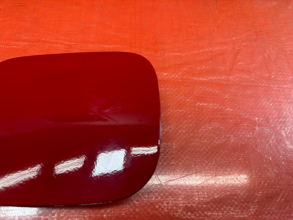 92 95 HONDA CIVIC HATCHBACK   GASOLINE GAS FUEL LID COVER   RED   OEM #2351