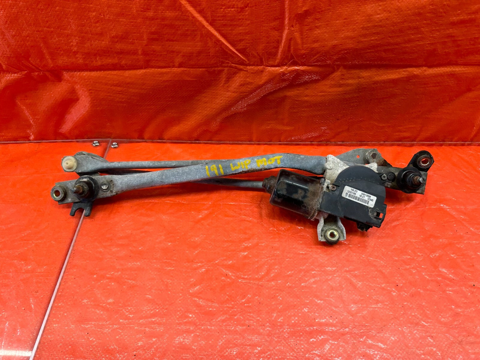 96 00 HONDA CIVIC   WINDSHIELD WIPER MOTOR AND WIPER LINKAGE COMBO   OEM #1910