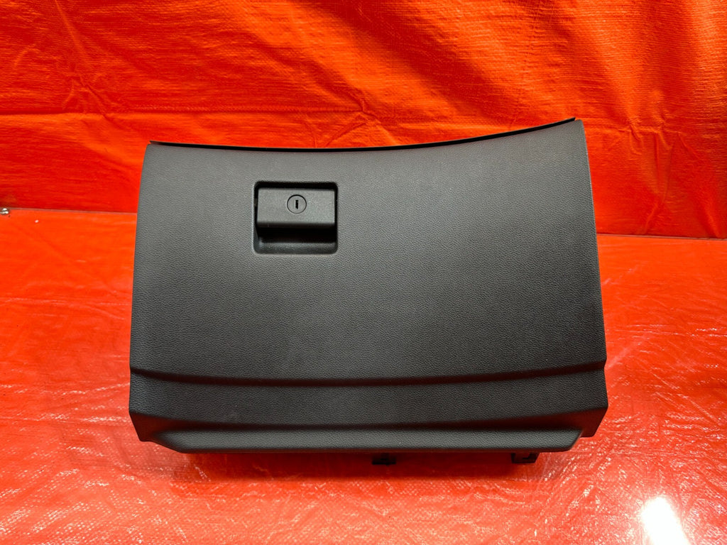 08 15 INFINITI G37 & Q60   2D COUPE   GLOVE BOX DASH BOARD TRIM PANEL   OEM #1887