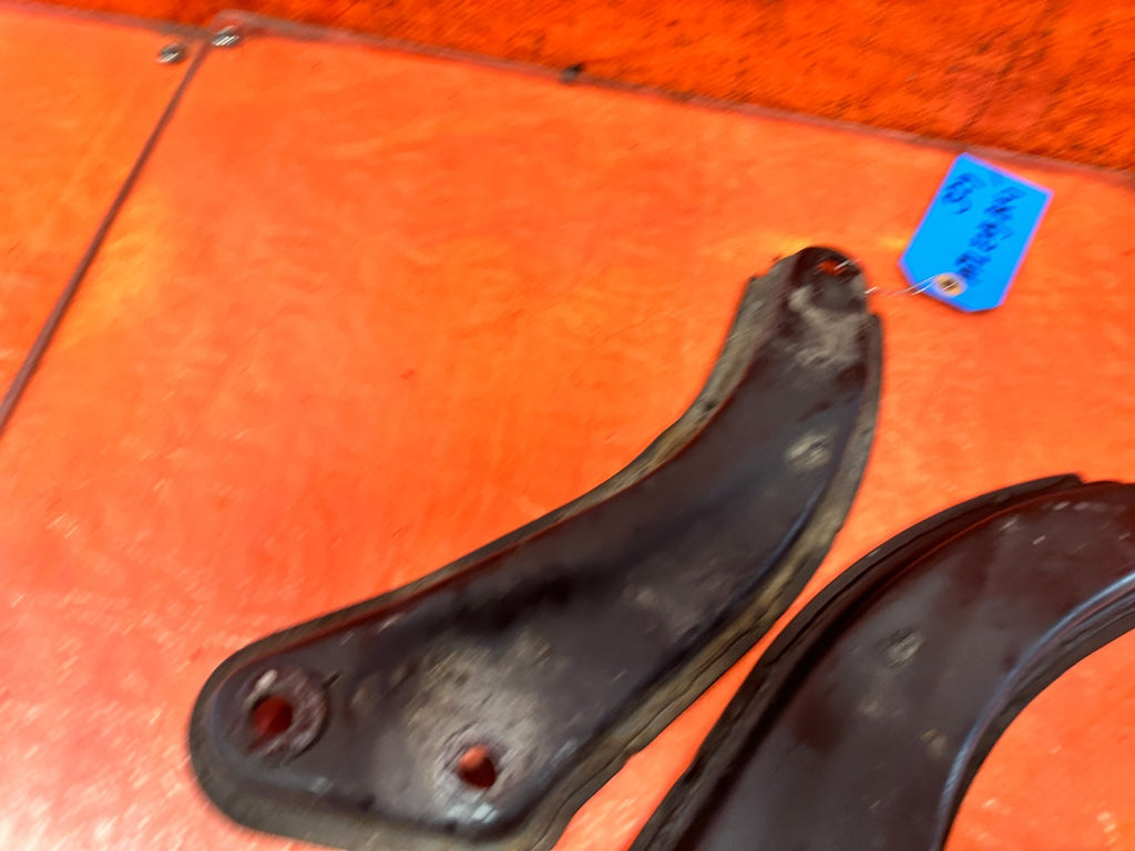 2013 13 INFINITI G37 S CONVERTIBLE   FRONT SUB FRAME BRACKETS   OEM #32910