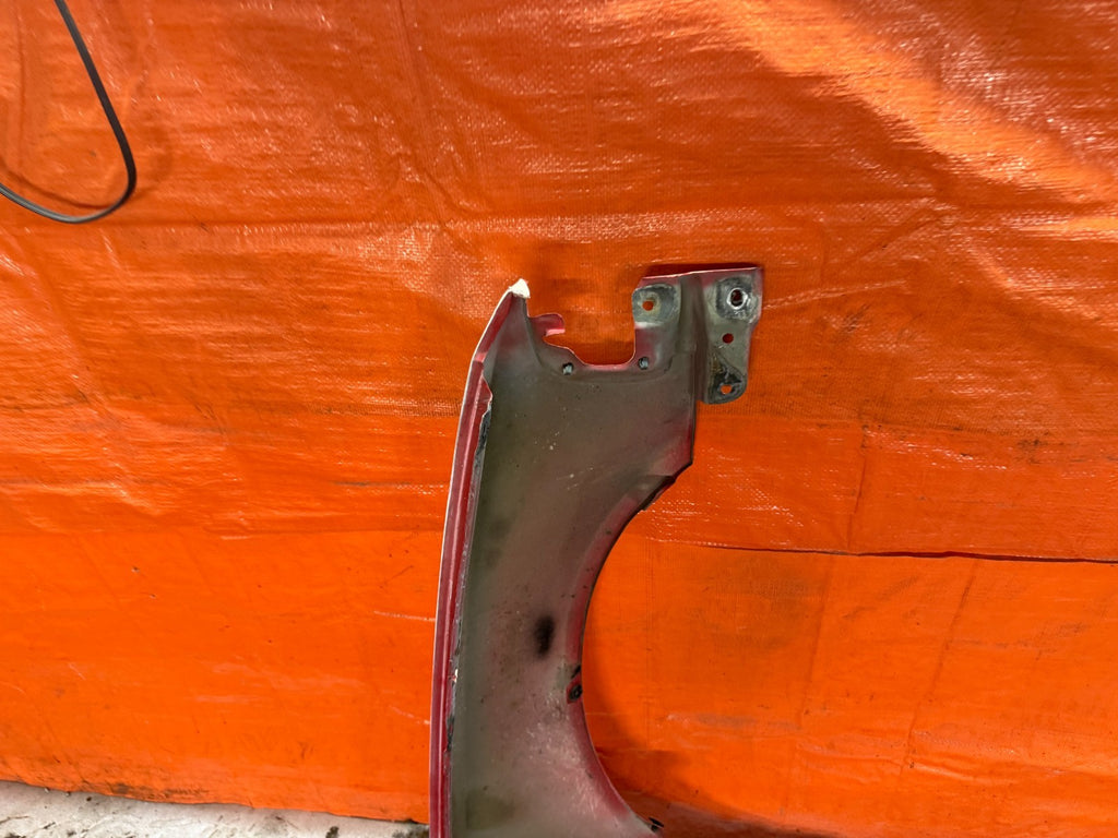 90 91 HONDA CIVIC HATCHBACK   FENDER   DRIVER LEFT SIDE FENDER   OEM 3257