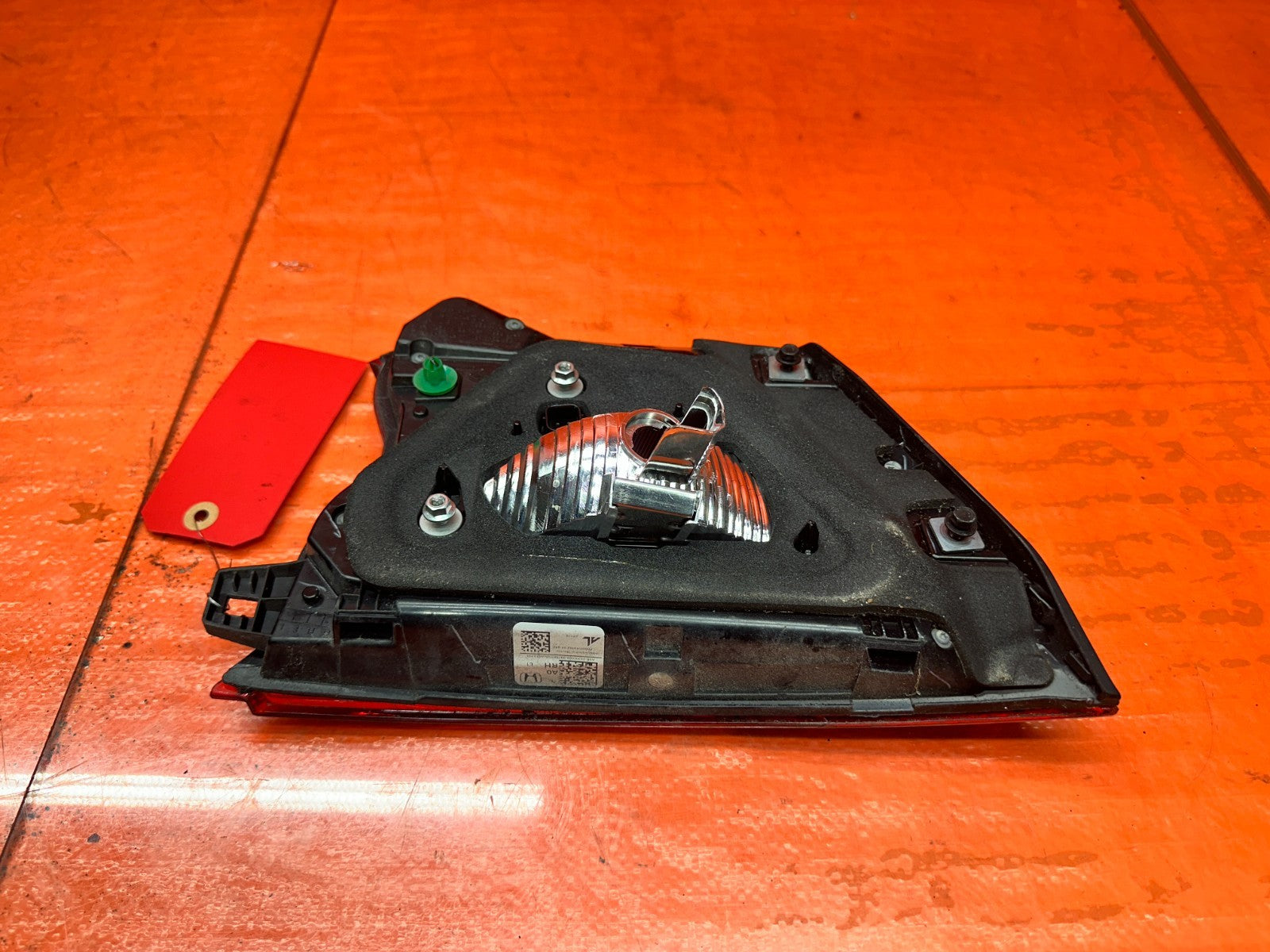 2018 2022 HONDA ACCORD RH PASSENGER INNER TRUNK TAIL LIGHT LAMP OEM #20ACC8