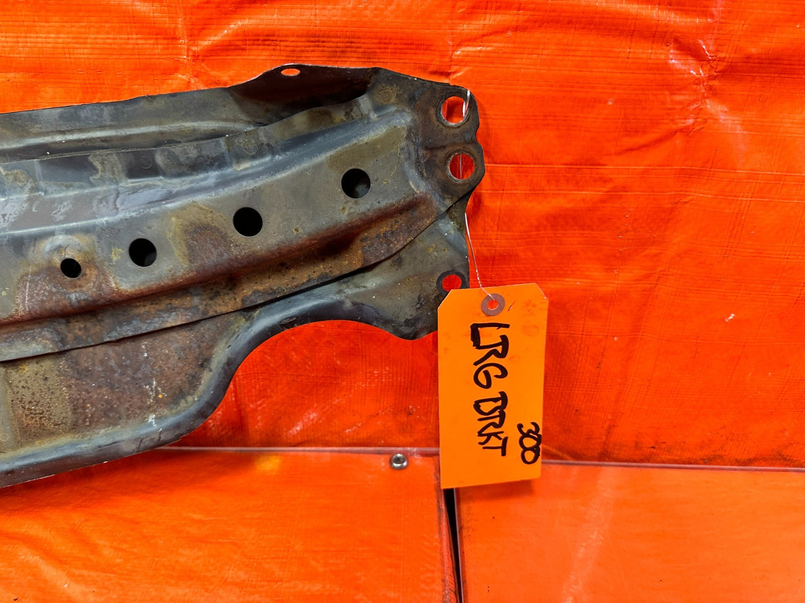 06 11 CIVIC WINDSHIELD WIPER COWL EXTENSION COVER BRACKET PLATE OEM #3001