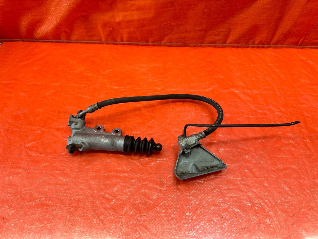 04 09 HONDA S2000   CLUTCH SLAVE CYLINDER   OEM FACTORY OE #1970